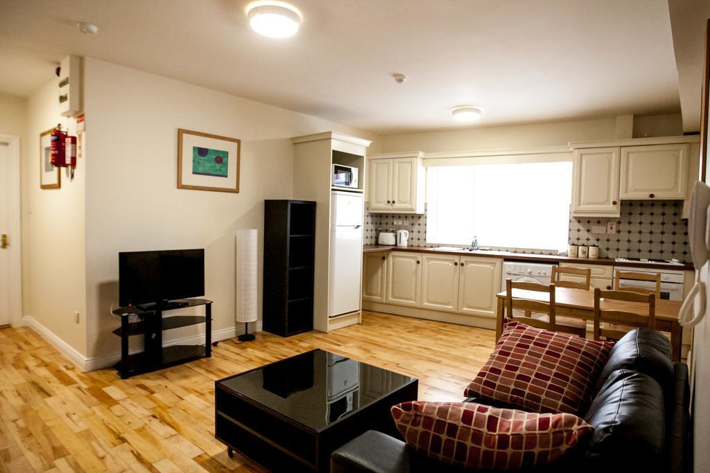 Dominick Street Apartments Galway Ngoại thất bức ảnh