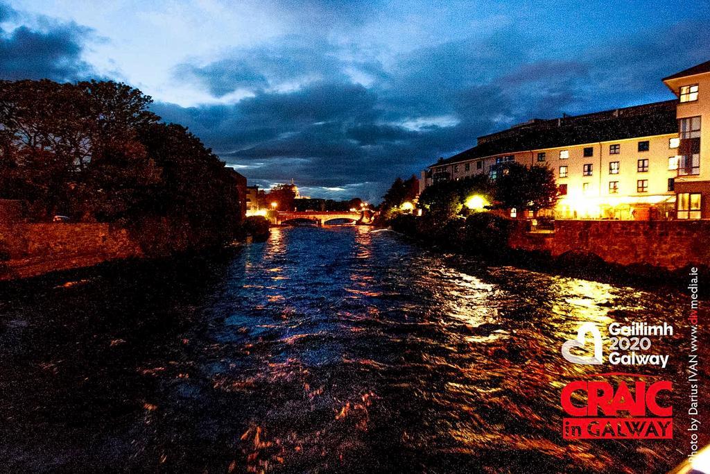 Dominick Street Apartments Galway Ngoại thất bức ảnh