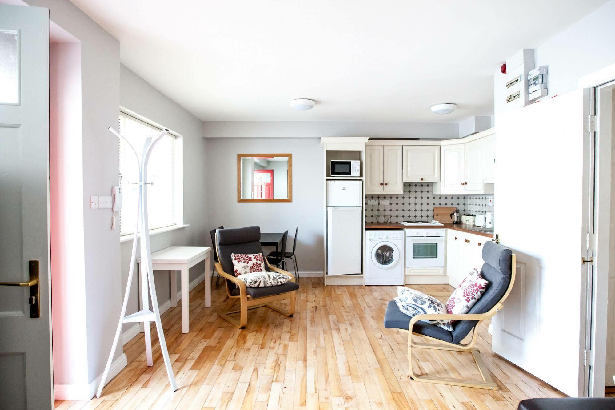 Dominick Street Apartments Galway Ngoại thất bức ảnh