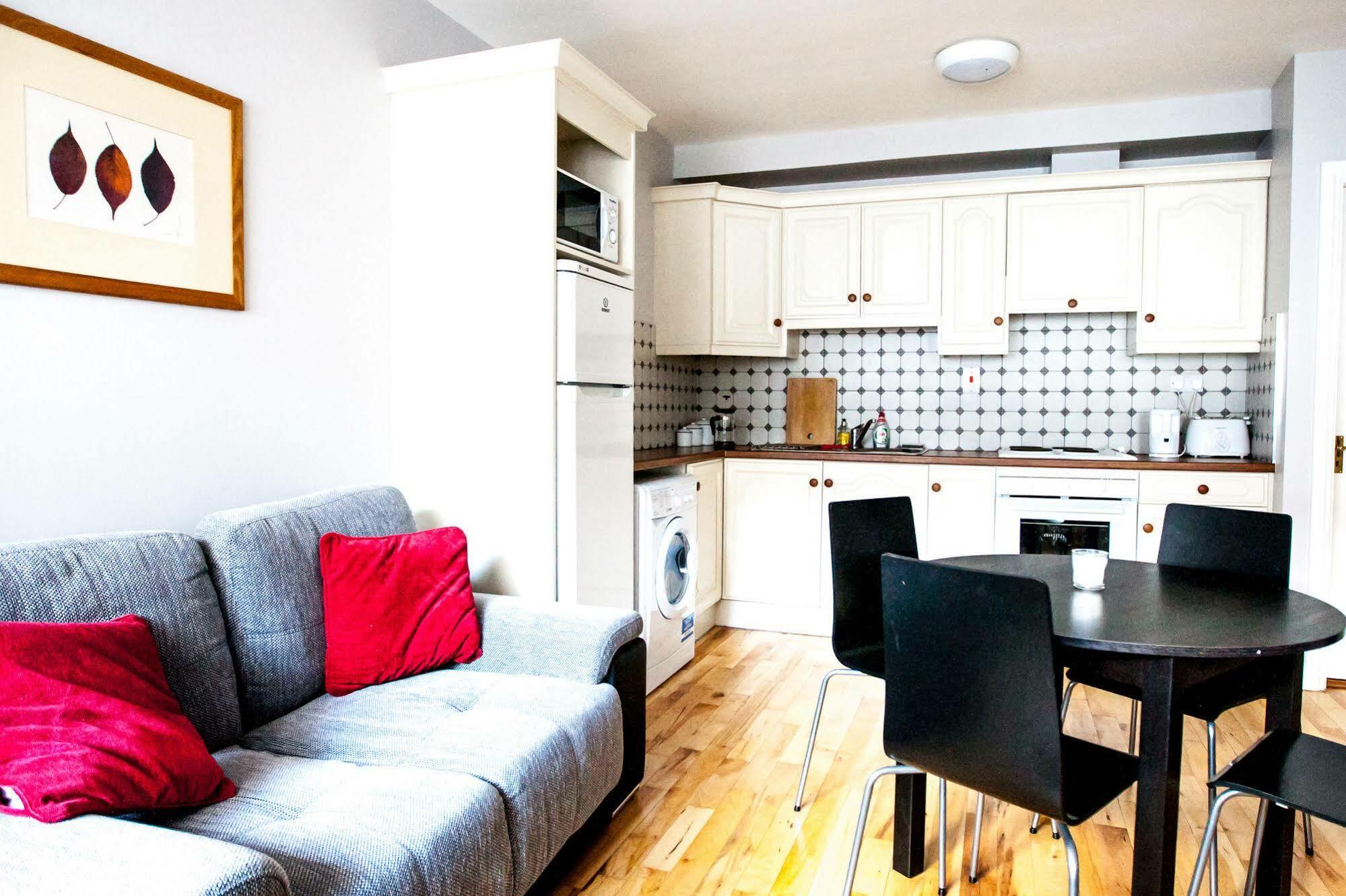 Dominick Street Apartments Galway Ngoại thất bức ảnh